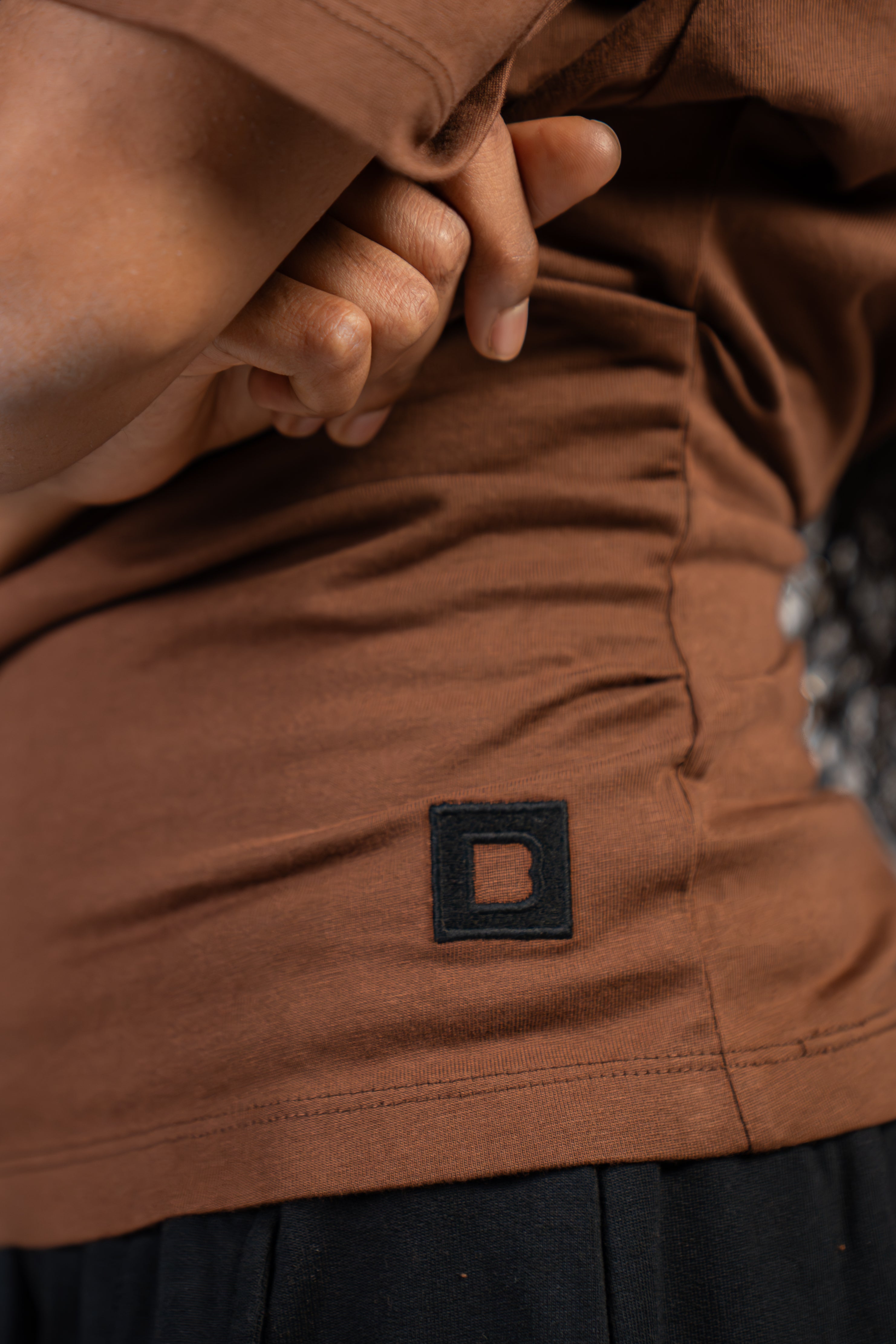 BASIC B* - CINCHED WAIST TEE