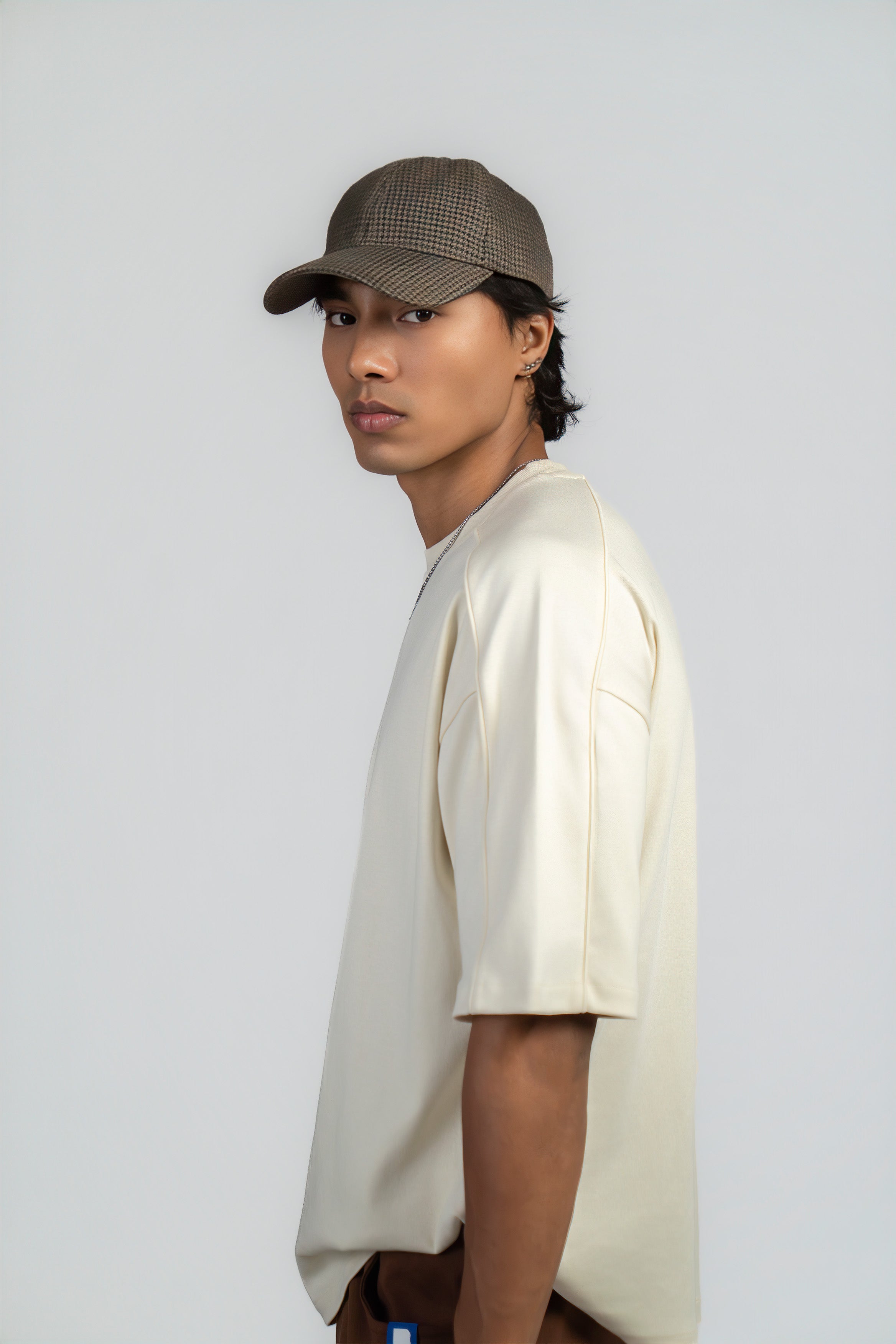 BASIC B* - BEIGE OVERSIZED T-SHIRT