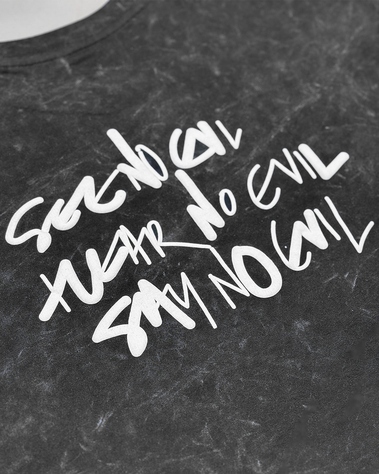 Drishti Bommai - Acid Wash Printed Half Face Tee