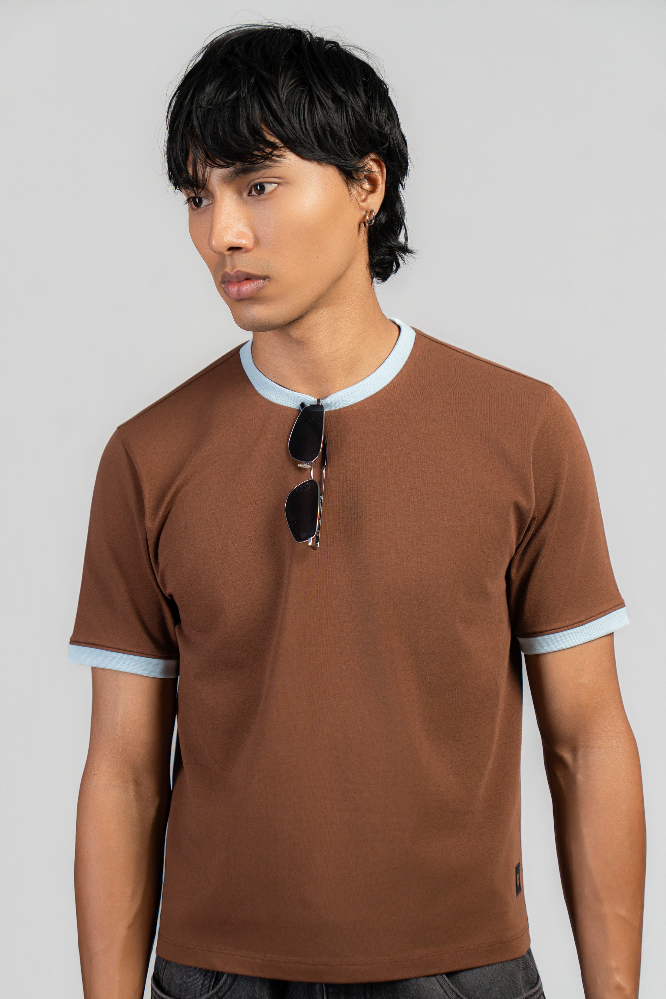 BASIC B* - FITTED RINGER TEE