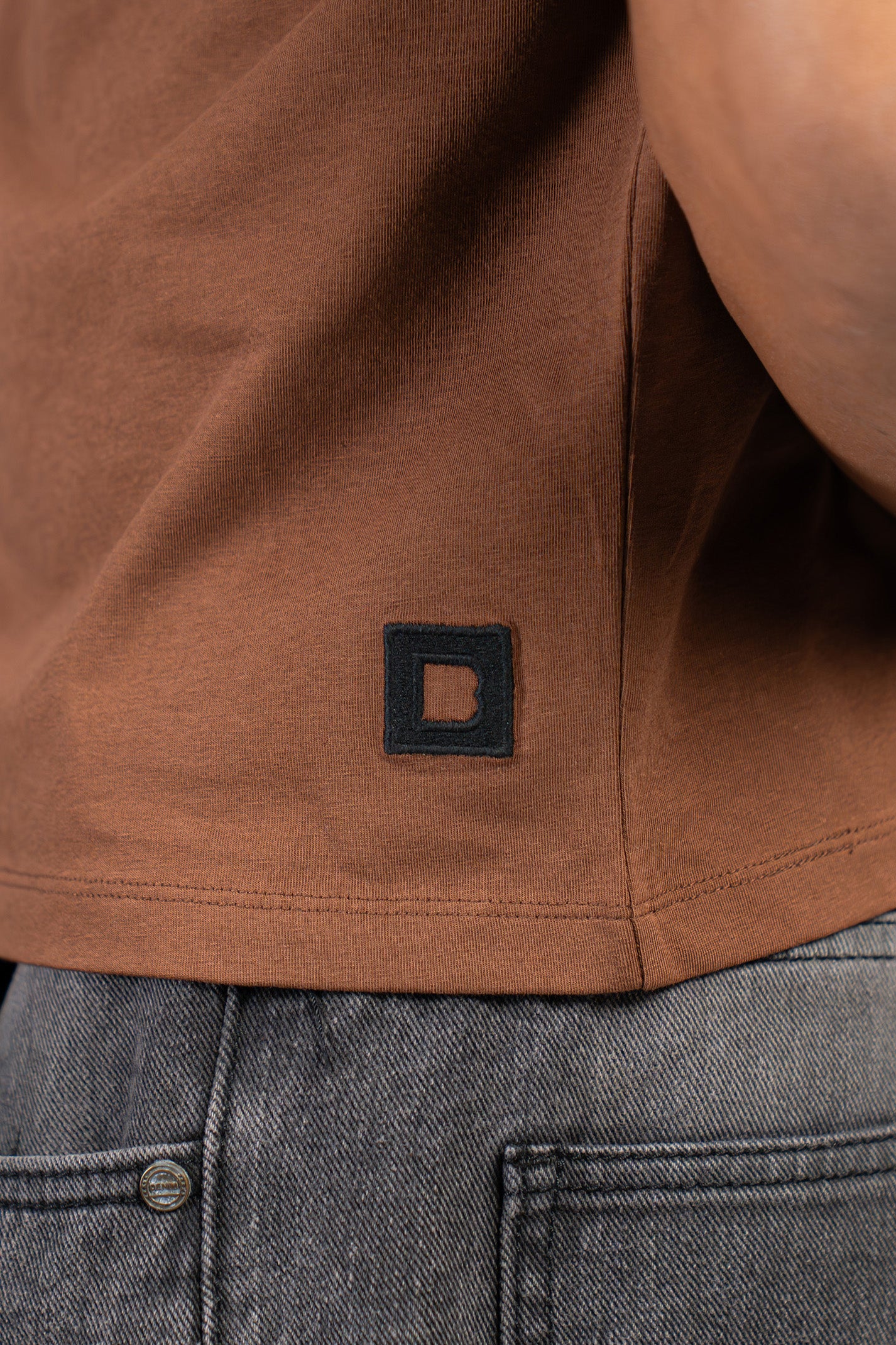 BASIC B* - FITTED RINGER TEE